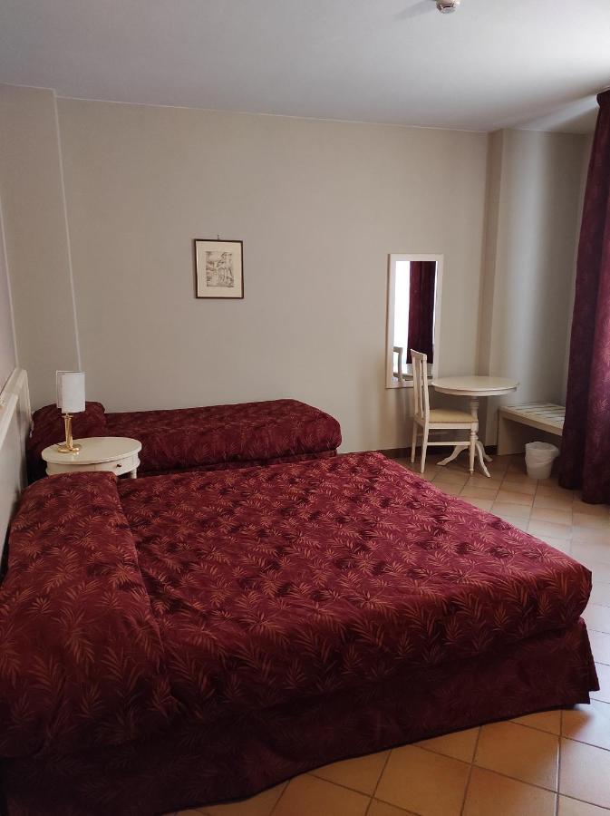 Hotel Le Mura Φολίνιο Εξωτερικό φωτογραφία