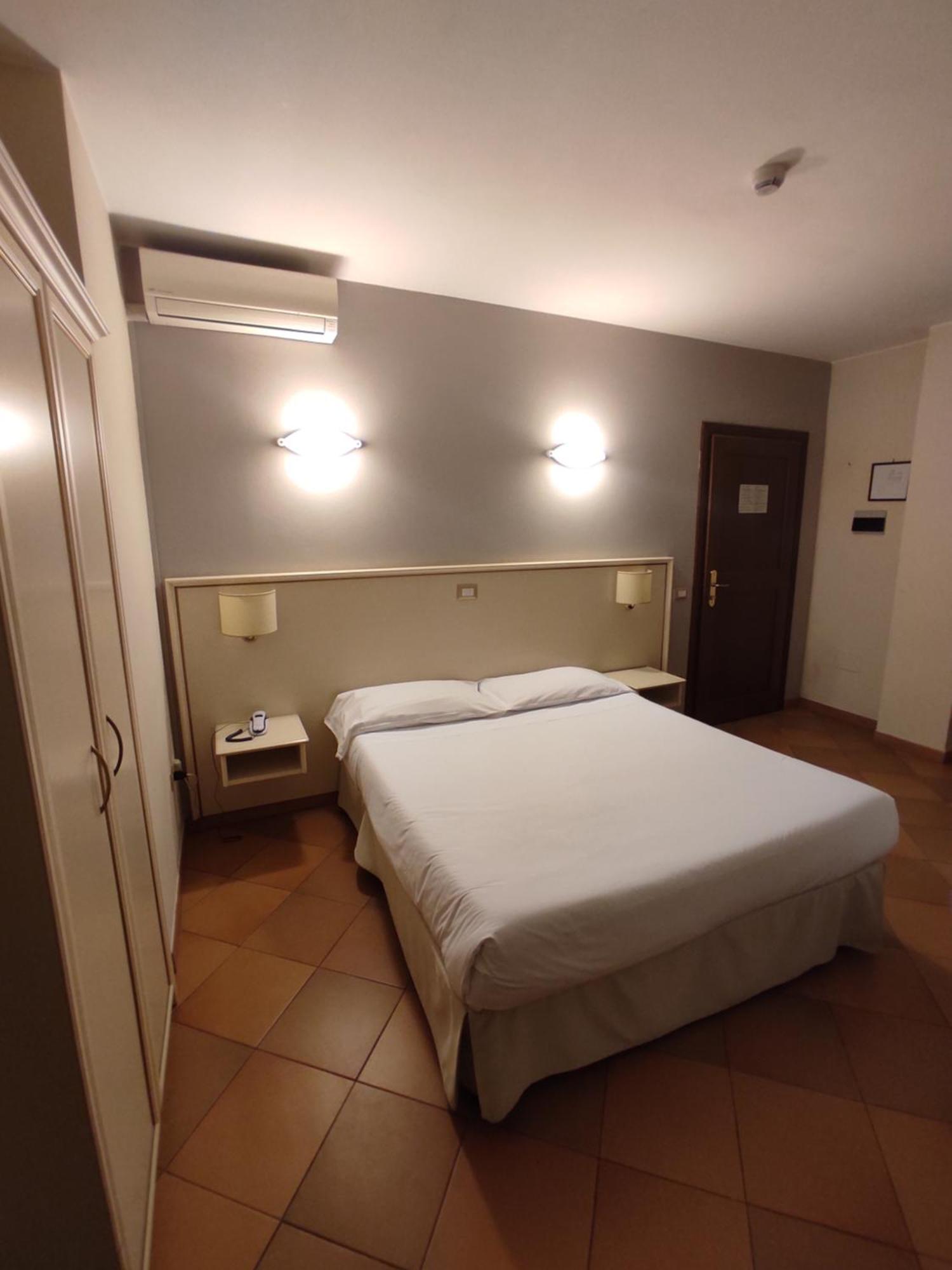 Hotel Le Mura Φολίνιο Εξωτερικό φωτογραφία